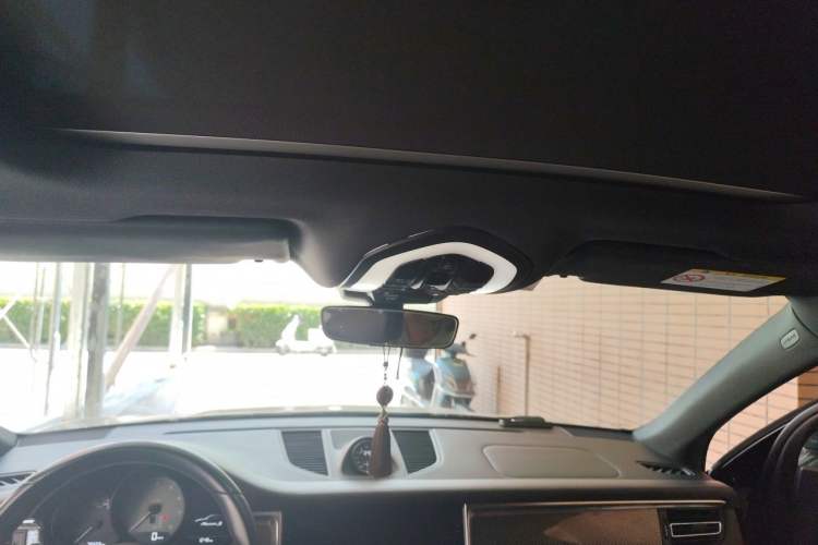 Used Porsche Macan 2023 Macan S 2.9T Headliner