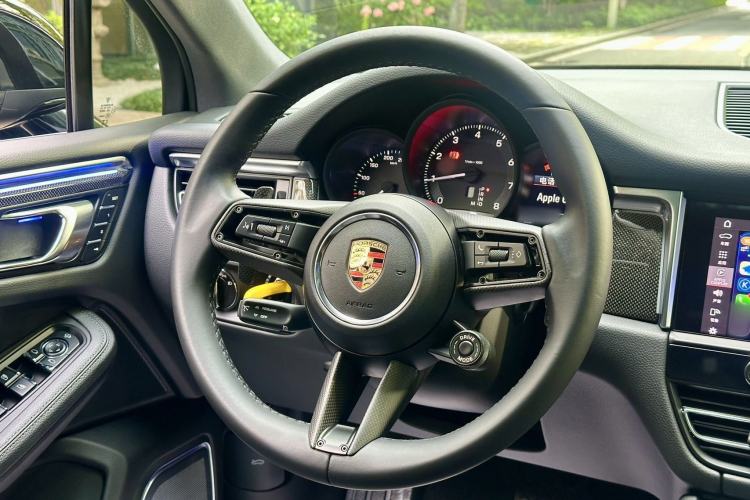 Used Porsche Macan 2023 Macan 2.0T Interior 11