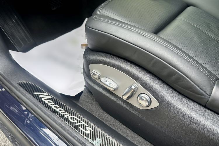 Used Porsche Macan 2023 Macan 2.0T Interior 3