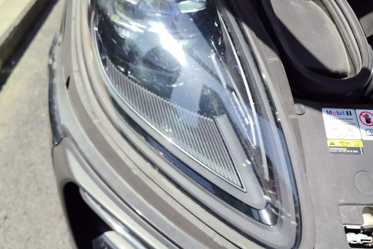 Used Porsche Macan 2023 Macan S 2.9T Right Front Headlight