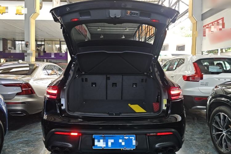 Used Porsche Macan 2023 Macan 2.0T Trunk