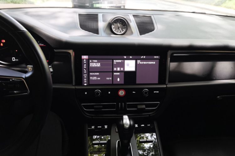 Used Porsche Macan 2023 Macan 2.0T Audio And AC Panel