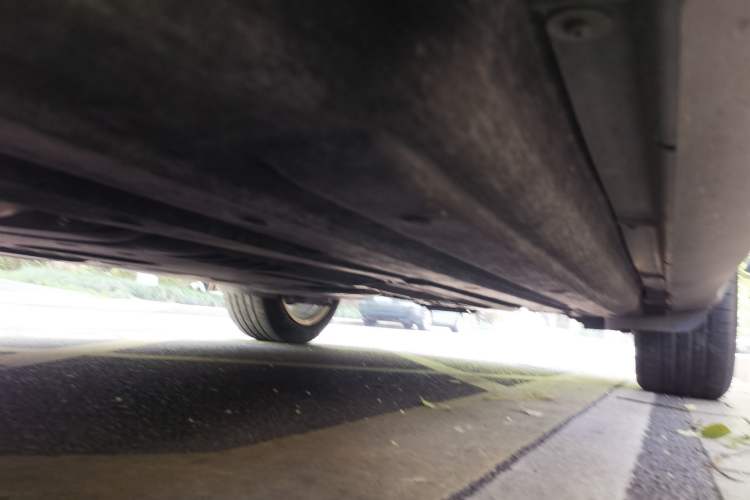 Used Porsche Macan 2023 Macan 2.0T Chassis Front Left