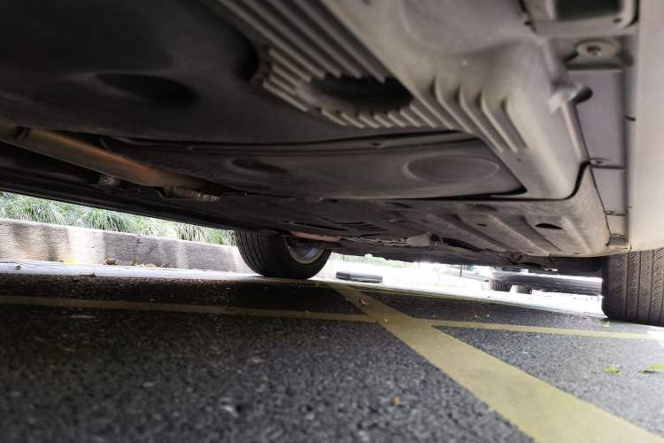 Used Porsche Macan 2023 Macan 2.0T Chassis Rear Right