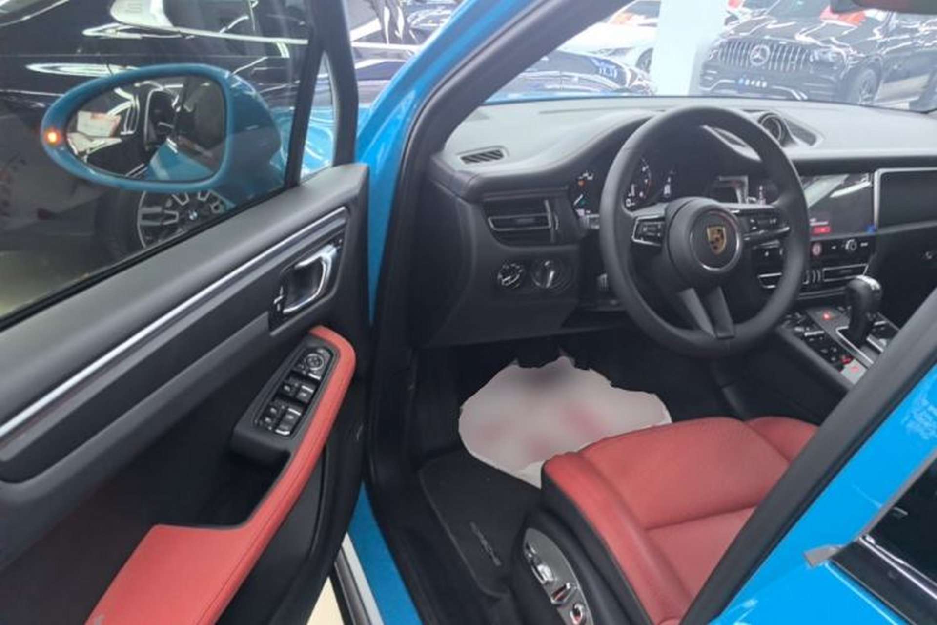 Used Porsche Macan 2023 Macan T 2.0T Driver Seat