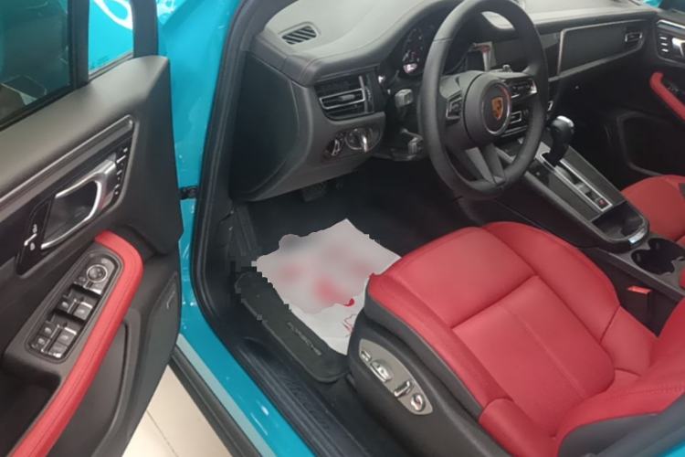 Used Porsche Macan 2023 Macan T 2.0T Driver Seat