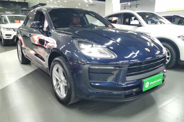 Used Porsche Macan 2023 Macan 2.0T Exterior 2