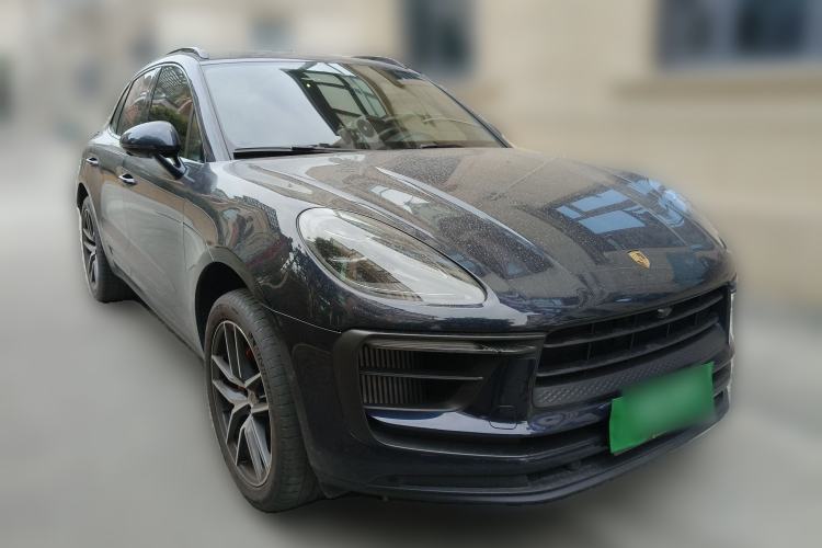 Used Porsche Macan 2023 Macan S 2.9T Front Right 45 Deg