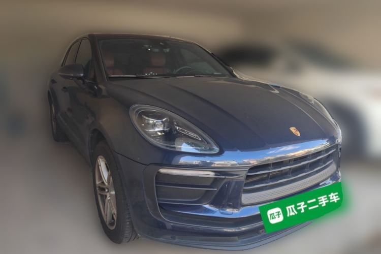 Used Porsche Macan 2023 Macan 2.0T Front Right 45 Deg