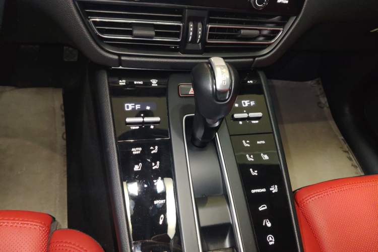 Used Porsche Macan 2023 Macan 2.0T Gear Lever