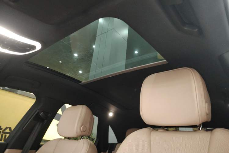 Used Porsche Macan 2023 Macan 2.0T Headliner