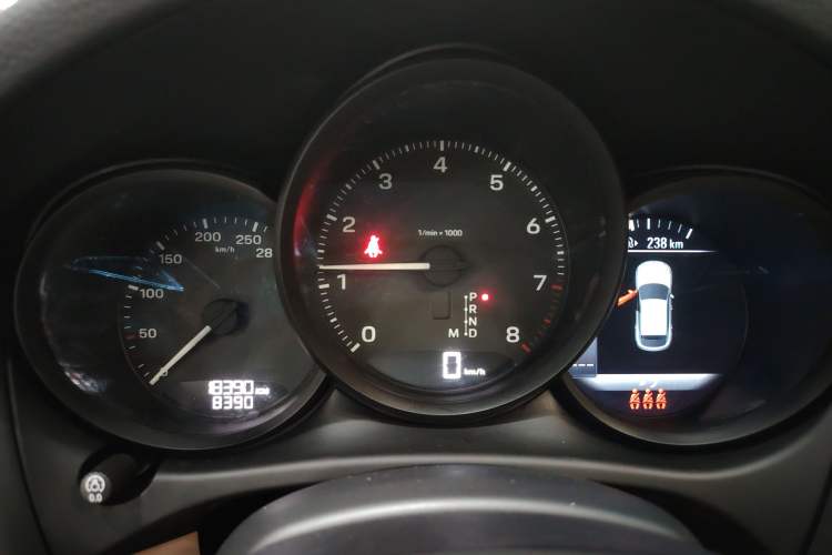 Used Porsche Macan 2023 Macan 2.0T Instrument Cluster