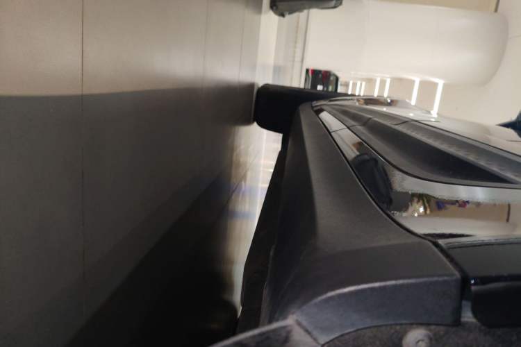 Used Porsche Macan 2023 Macan 2.0T Left Side Sill
