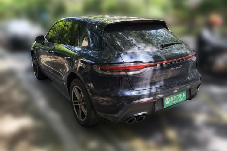 Used Porsche Macan 2023 Macan 2.0T Rear Left 45 Deg