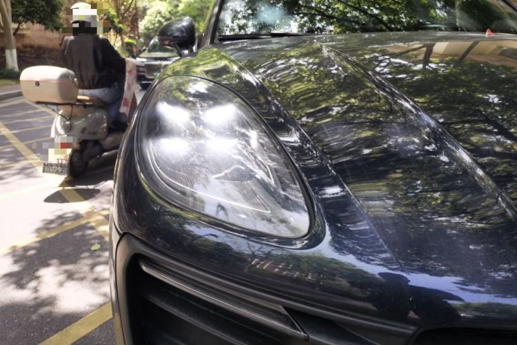 Used Porsche Macan 2023 Macan 2.0T Right Front Headlight