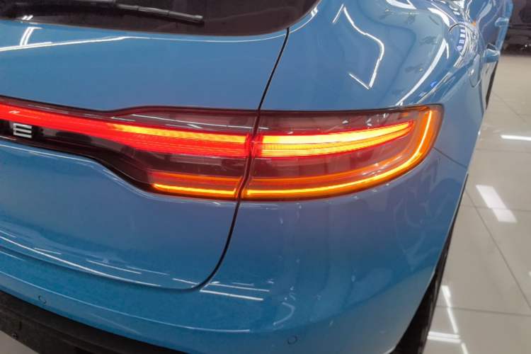Used Porsche Macan 2023 Macan T 2.0T Right Rear Taillight