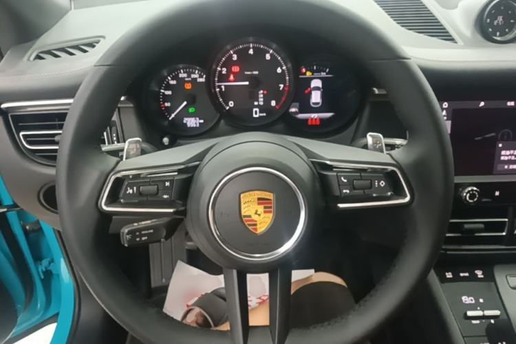 Used Porsche Macan 2023 Macan T 2.0T Steering Wheel