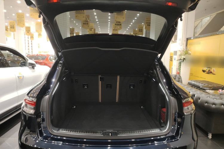Used Porsche Macan 2023 Macan 2.0T Trunk