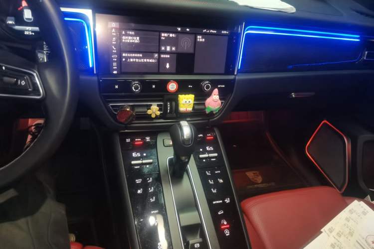 Used Porsche Macan 2023 Macan 2.0T Audio And AC Panel