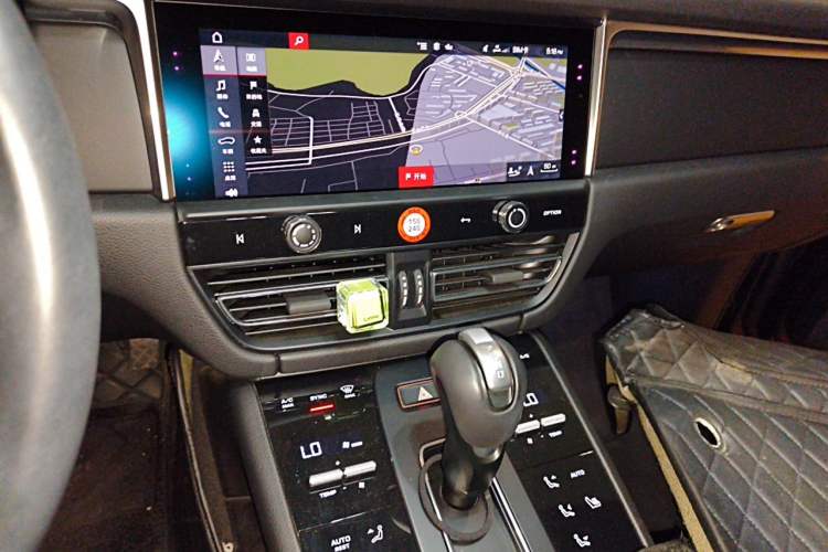 Used Porsche Macan 2023 Macan 2.0T Audio And AC Panel