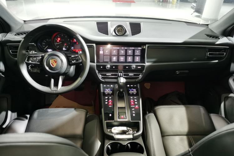 Used Porsche Macan 2023 Macan 2.0T Center Console