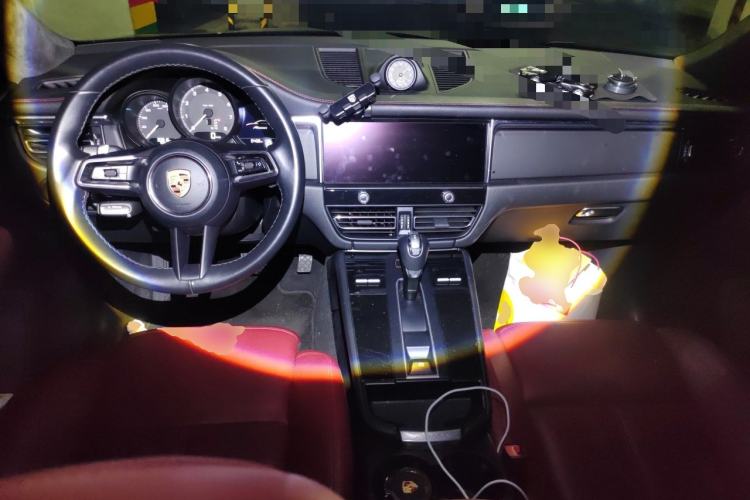 Used Porsche Macan 2023 Macan 2.0T Center Console