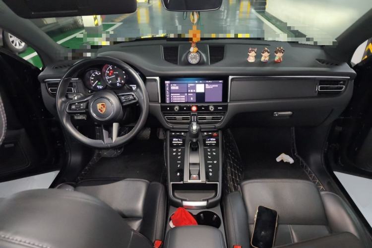 Used Porsche Macan 2023 Macan 2.0T Center Console