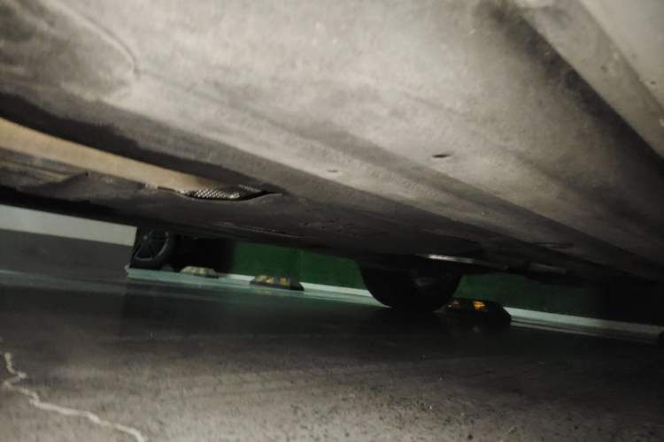 Used Porsche Macan 2023 Macan 2.0T Chassis Front Left