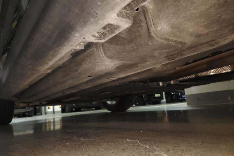 Used Porsche Macan 2023 Macan 2.0T Chassis Rear Left