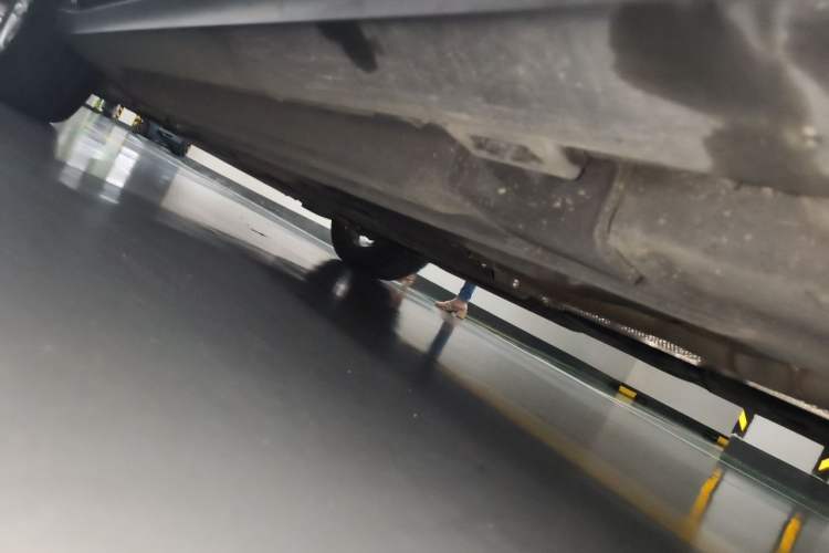 Used Porsche Macan 2023 Macan 2.0T Chassis Rear Left