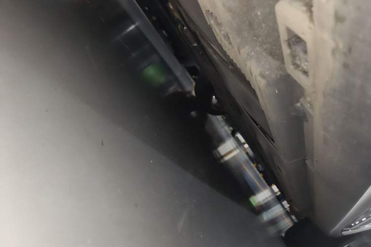 Used Porsche Macan 2023 Macan 2.0T Chassis Rear Right