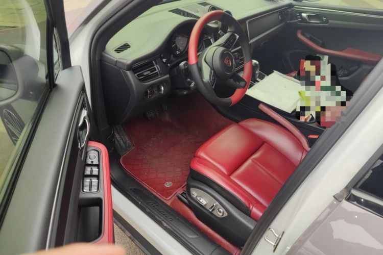 Used Porsche Macan 2023 Macan 2.0T Driver Seat