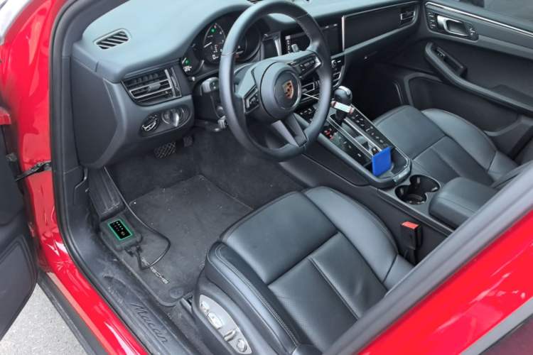 Used Porsche Macan 2023 Macan 2.0T Driver Seat
