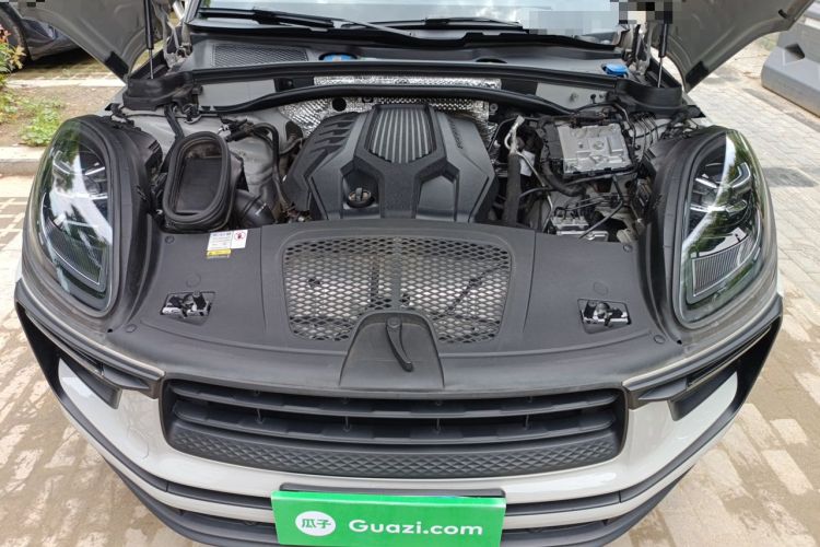 Used Porsche Macan 2023 Macan 2.0T Engine Bay