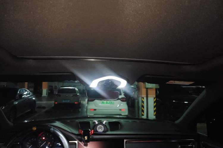 Used Porsche Macan 2023 Macan 2.0T Headliner