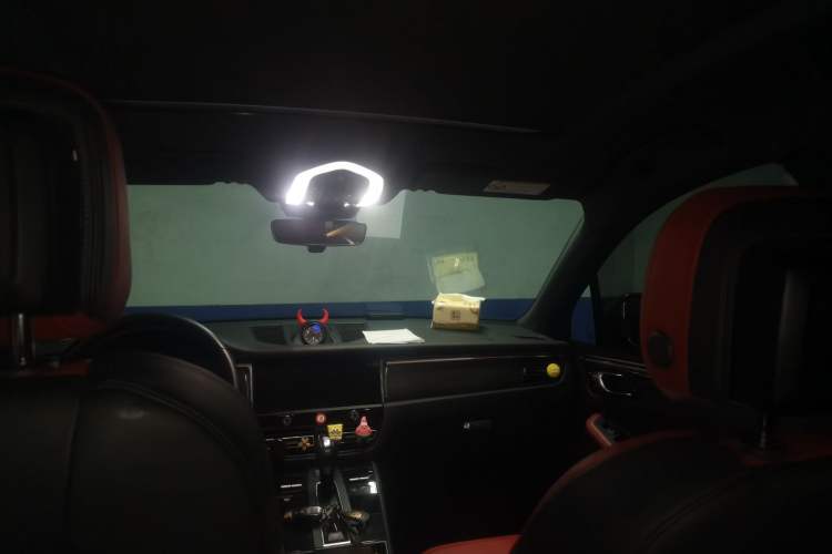 Used Porsche Macan 2023 Macan 2.0T Headliner