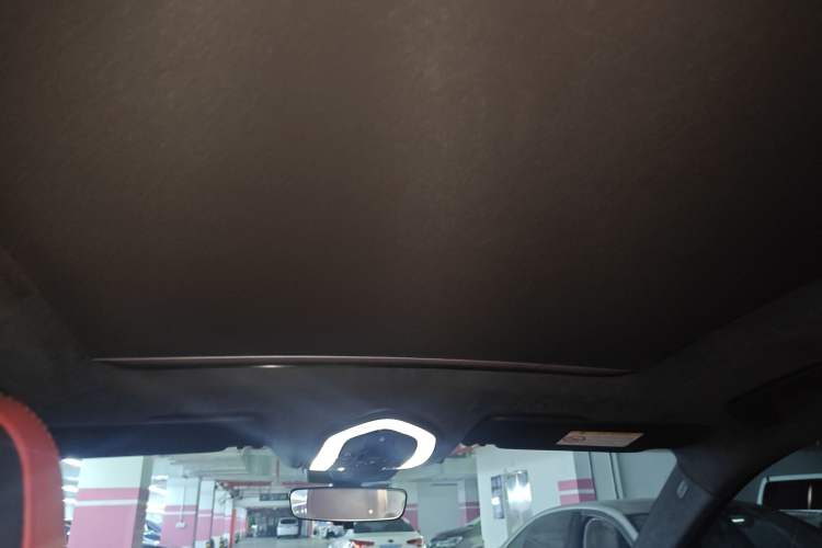 Used Porsche Macan 2023 Macan S 2.9T Headliner