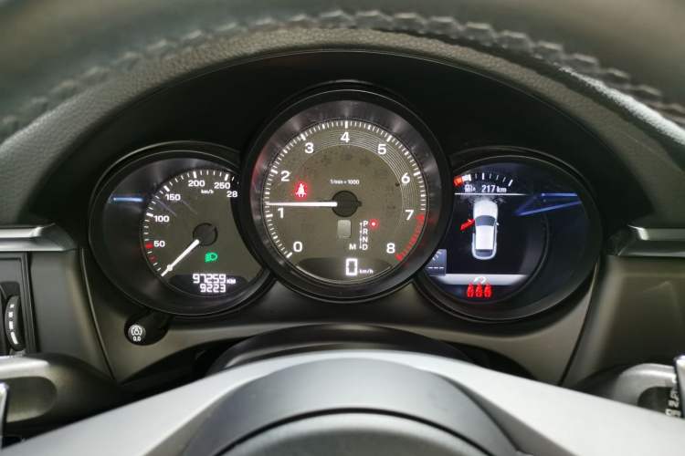 Used Porsche Macan 2023 Macan 2.0T Instrument Cluster