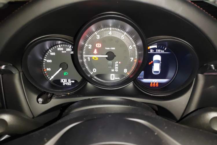Used Porsche Macan 2023 Macan 2.0T Instrument Cluster