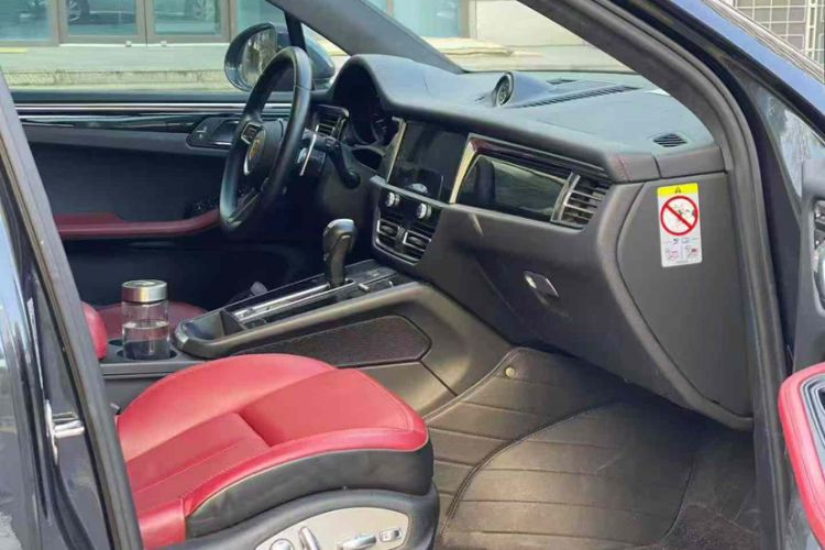 Used Porsche Macan 2023 Macan S 2.9T Interior 2