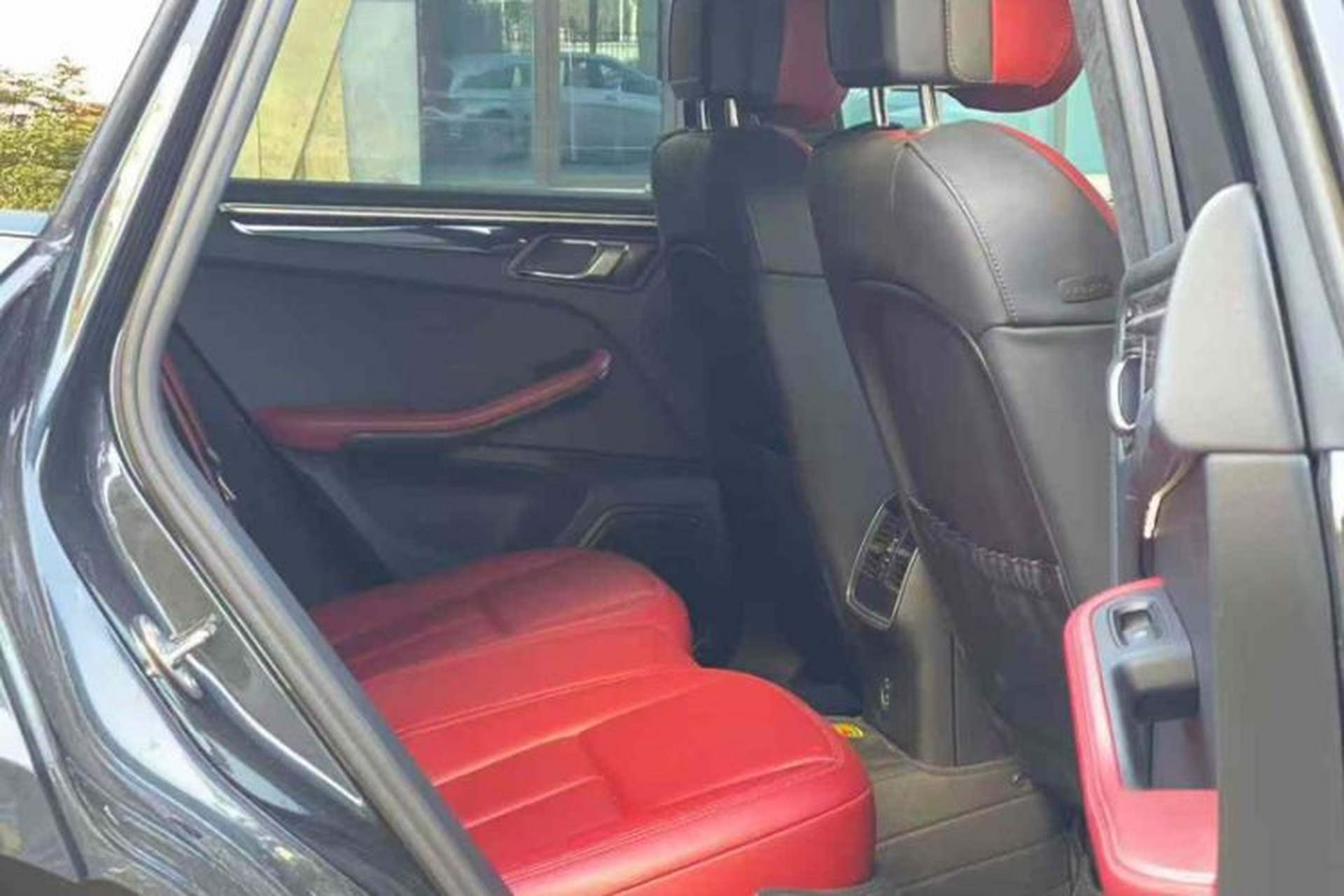 Used Porsche Macan 2023 Macan S 2.9T Interior 3