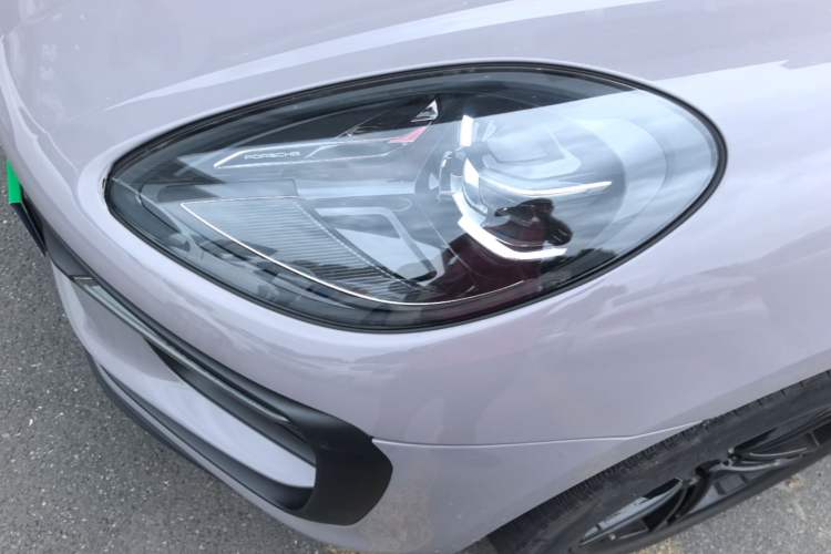 Used Porsche Macan 2023 Macan 2.0T Left Front Headlight
