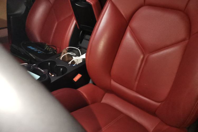 Used Porsche Macan 2023 Macan 2.0T Left Front Seat