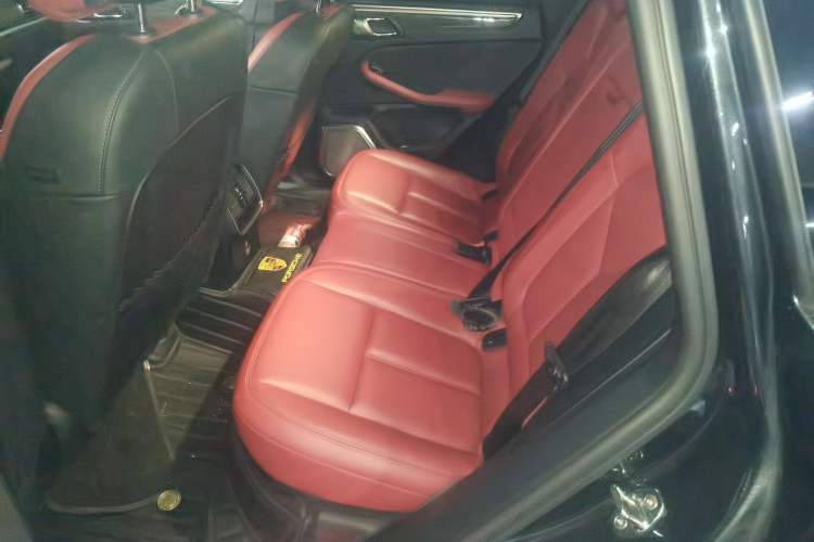 Used Porsche Macan 2023 Macan 2.0T Left Rear Seat