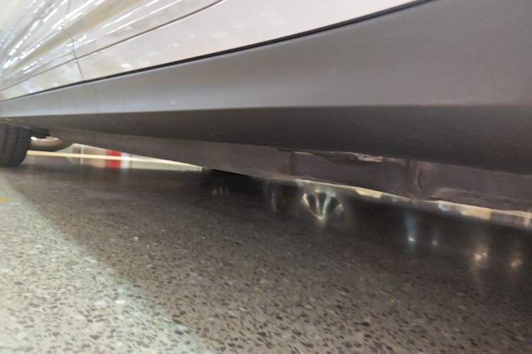 Used Porsche Macan 2023 Macan S 2.9T Left Side Sill