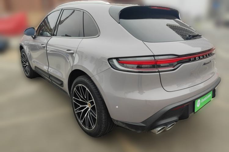 Used Porsche Macan 2023 Macan 2.0T Rear Left 45 Deg