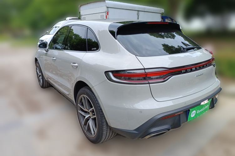 Used Porsche Macan 2023 Macan 2.0T Rear Left 45 Deg