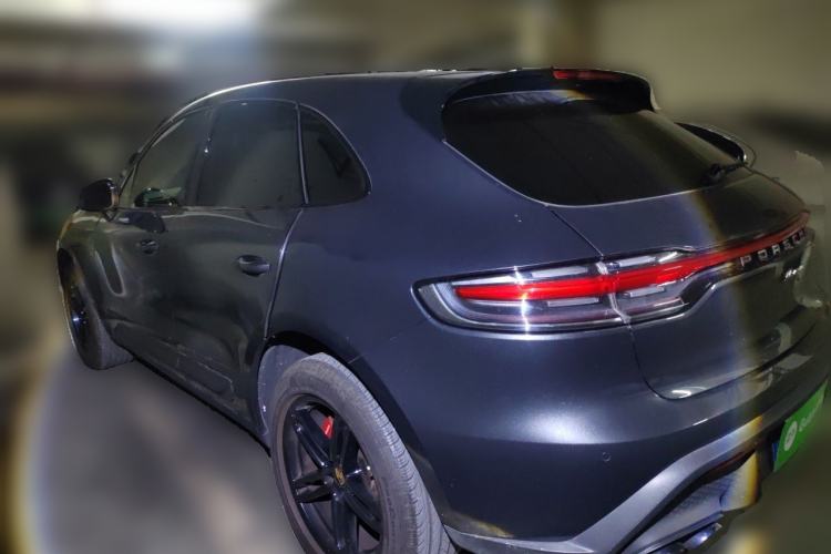 Used Porsche Macan 2023 Macan 2.0T Rear Left 45 Deg