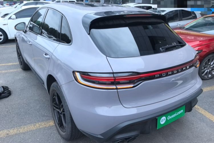 Used Porsche Macan 2023 Macan 2.0T Rear Left 45 Deg