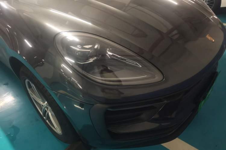 Used Porsche Macan 2023 Macan 2.0T Right Front Headlight